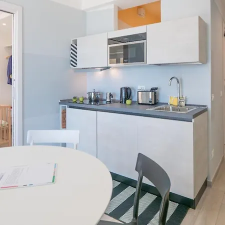Babyaccommodation Family Experience Ii * Пьетра-Лигуре